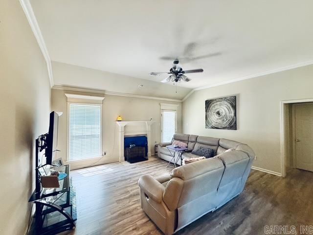 6 Cobblestone Creek Court, Little Rock, AR 72210