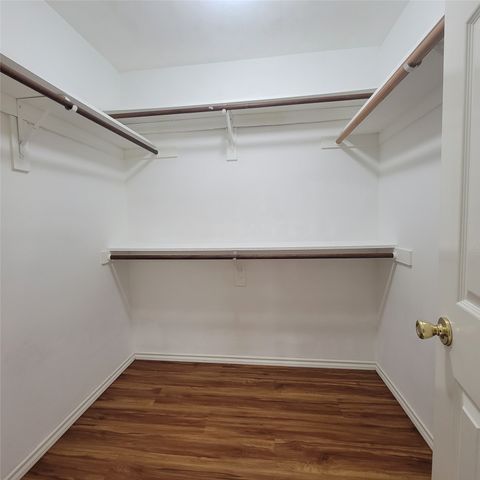 903 Worden Drive, Cedar Hill, TX 75104