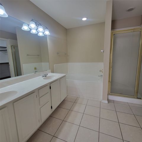 903 Worden Drive, Cedar Hill, TX 75104