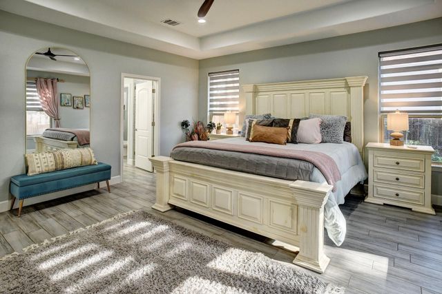 160 Nuuanu LN, Bastrop, TX 78602