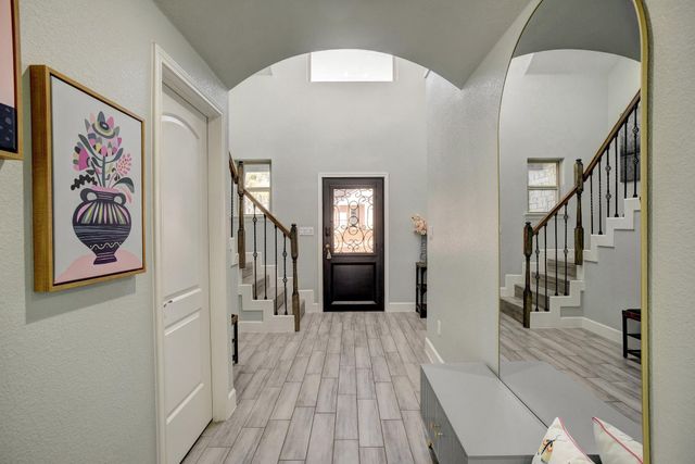 160 Nuuanu LN, Bastrop, TX 78602