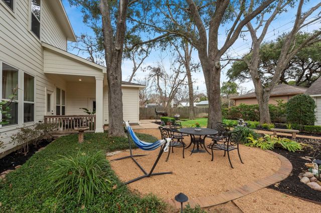 419 Brooks Street, Sugar Land, TX 77478