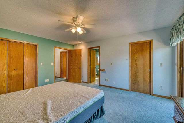1404 10th St, Superior, WI 54880