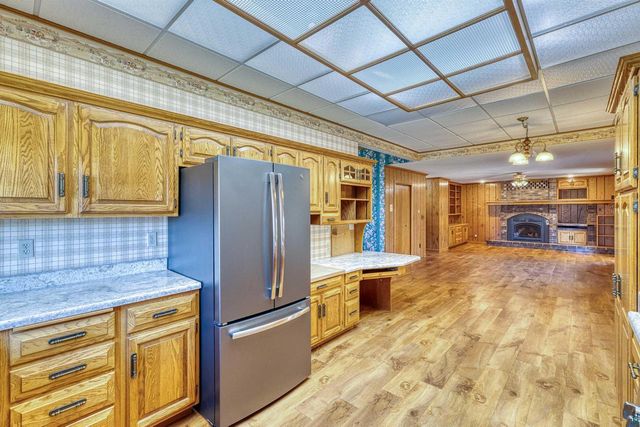 1404 10th St, Superior, WI 54880