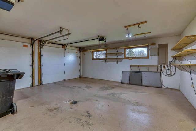 1404 10th St, Superior, WI 54880