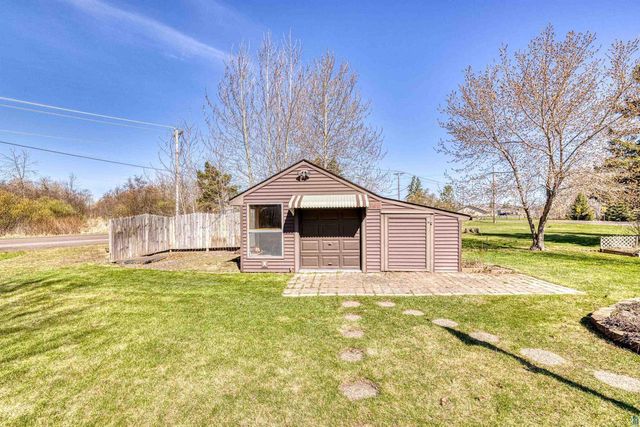 1404 10th St, Superior, WI 54880