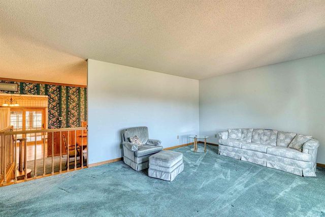 1404 10th St, Superior, WI 54880