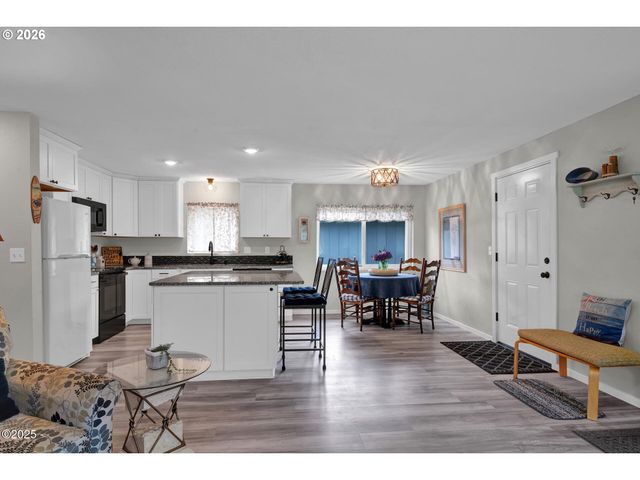 1302 Sw 63RD St, Lincoln City, OR 97367