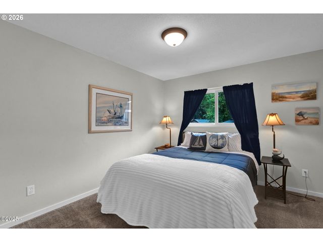 1302 Sw 63RD St, Lincoln City, OR 97367