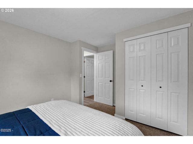 1302 Sw 63RD St, Lincoln City, OR 97367