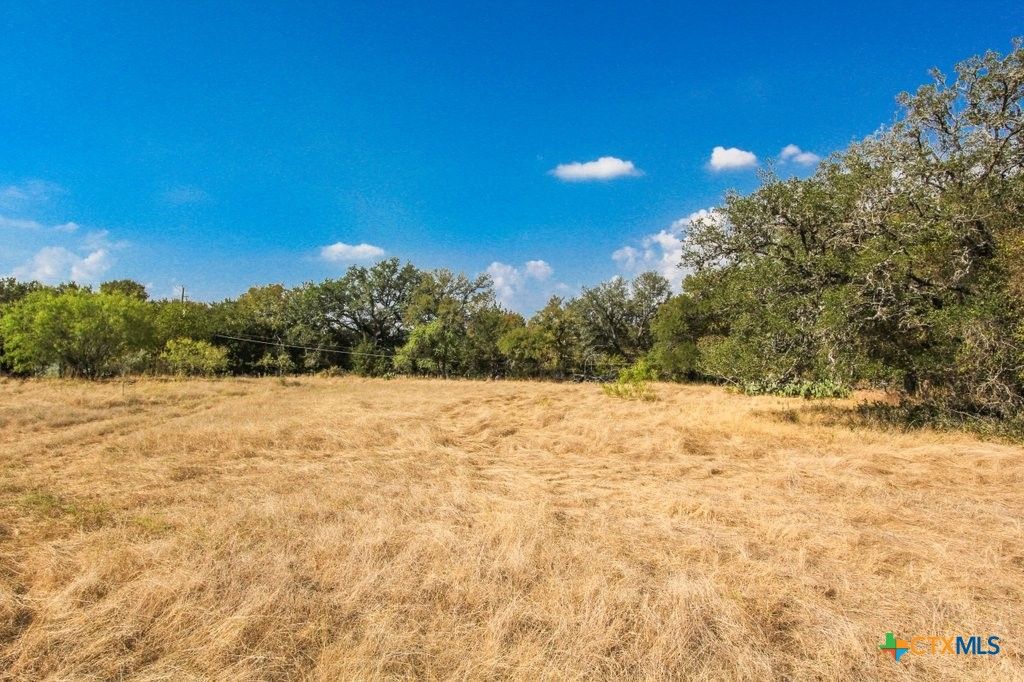 000 Wren Haven Dr, San Marcos, TX 78666