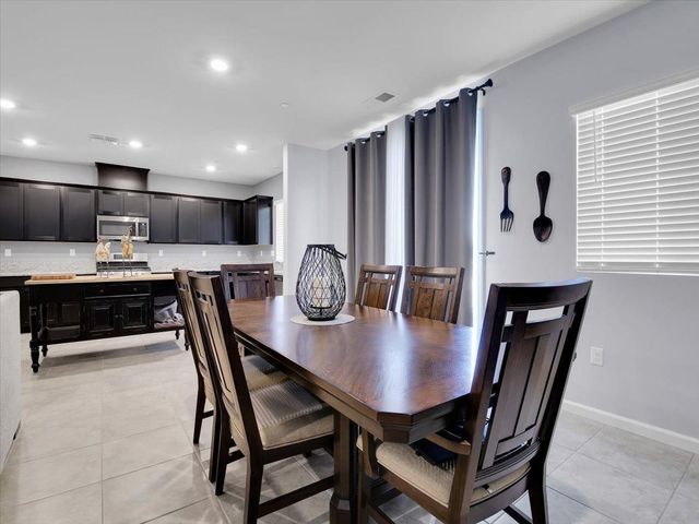1338 Callison Way, Olivehurst, CA 95961