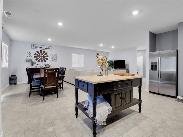 1338 Callison Way, Olivehurst, CA 95961