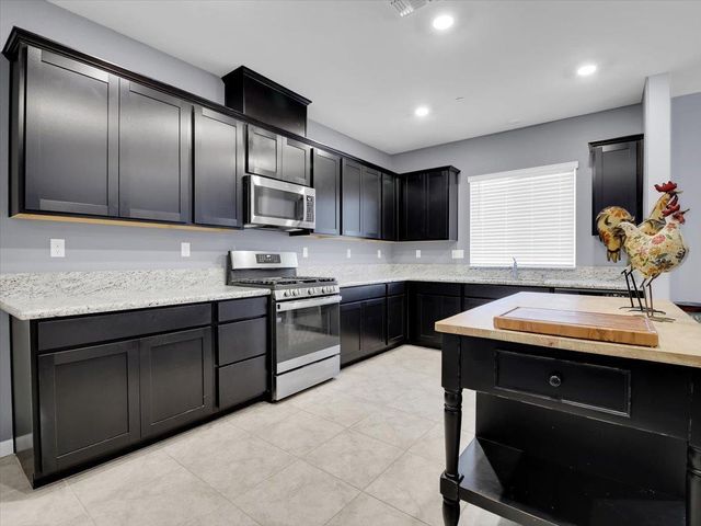 1338 Callison Way, Olivehurst, CA 95961