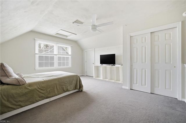 1257 Warner Hall DR, Virginia Beach, VA 23454