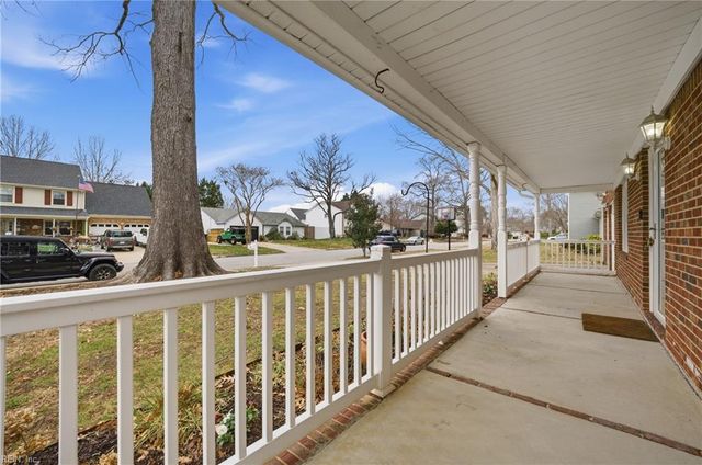 1257 Warner Hall DR, Virginia Beach, VA 23454