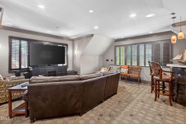 304 Pond Bluff Way, Cary, NC 27513