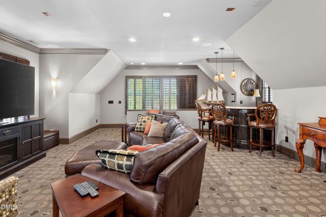 304 Pond Bluff Way, Cary, NC 27513
