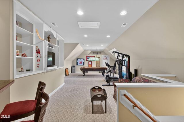 304 Pond Bluff Way, Cary, NC 27513