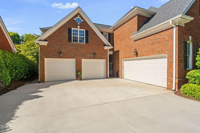 304 Pond Bluff Way, Cary, NC 27513