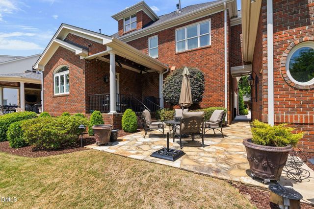 304 Pond Bluff Way, Cary, NC 27513