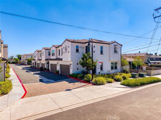 17540 Cameron Lane 102, Huntington Beach, CA 92647