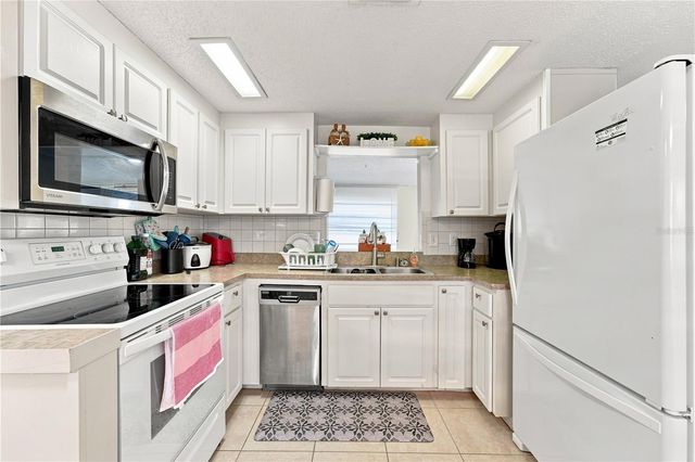 540 BLACKBURN STREET, Englewood, FL 34223