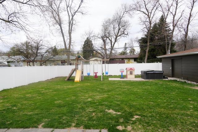 402 Morrison Street, West Fargo, ND 58078