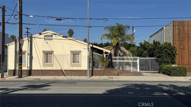 15217 Burbank Boulevard, Van Nuys, CA 91411