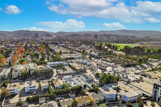 15217 Burbank Boulevard, Van Nuys, CA 91411