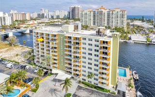 2900 NE 30th St C-9, Fort Lauderdale, FL 33306