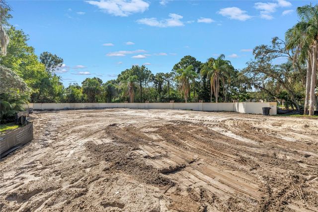 4690 LAUREL OAK LANE NE, St Petersburg, FL 33703