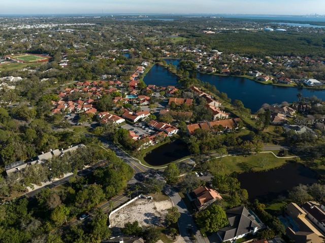 4690 LAUREL OAK LANE NE, St Petersburg, FL 33703