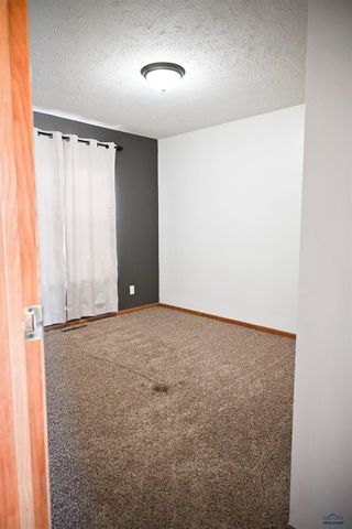 22240 SCHOOL RD, Piedmont, SD 57769