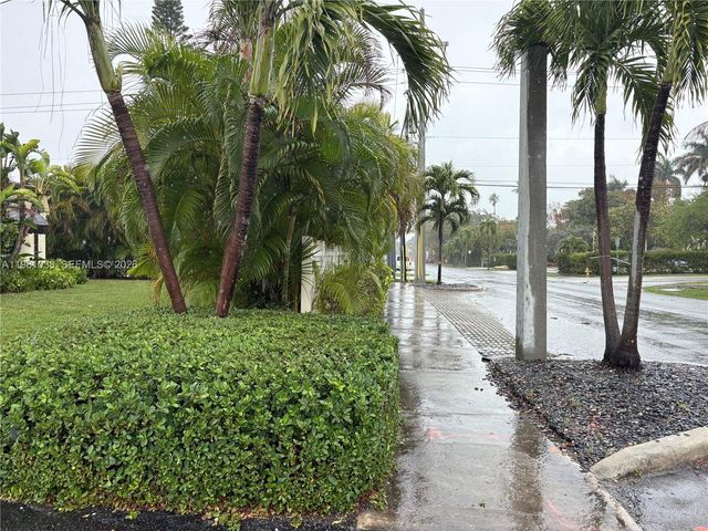 45 E Sheridan St, Dania Beach, FL 33004