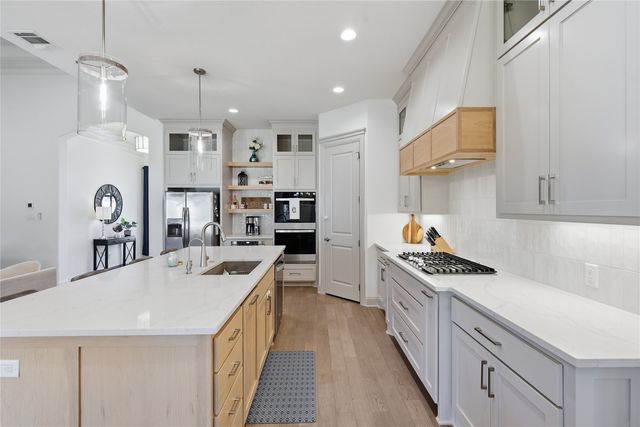 1021 Tobey Court, Aledo, TX 76008