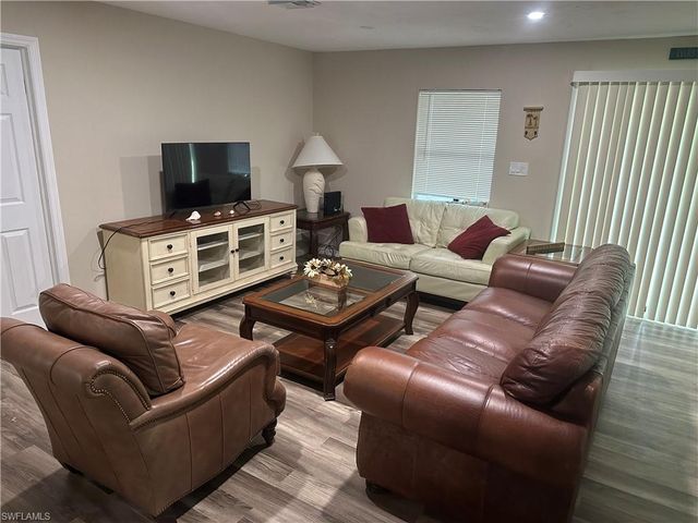 3150 Polly AVE, Naples, FL 34112