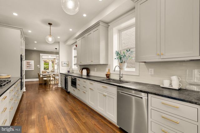 3333 18TH ST NW, Washington, DC 20010