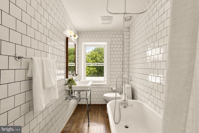 3333 18TH ST NW, Washington, DC 20010
