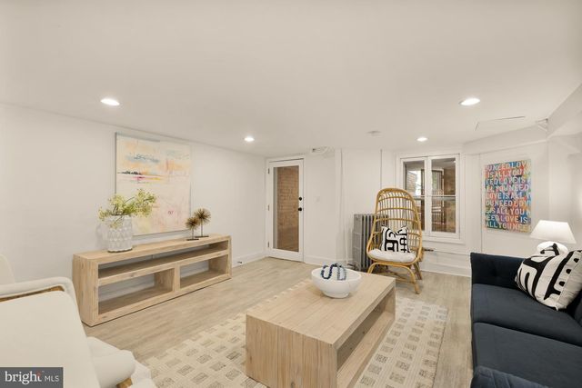 3333 18TH ST NW, Washington, DC 20010