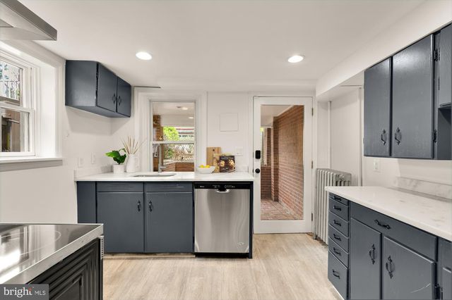 3333 18TH ST NW, Washington, DC 20010