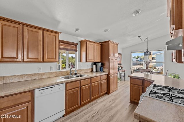 2501 W Wickenburg Way 41, Wickenburg, AZ 85390