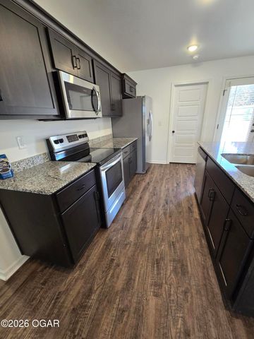 1106 Pawpaw Place, Oronogo, MO 64855