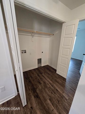 1106 Pawpaw Place, Oronogo, MO 64855