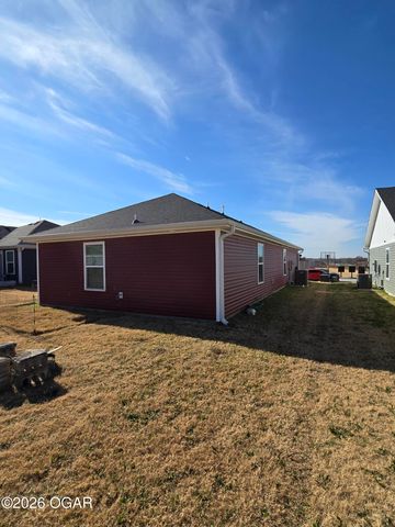 1106 Pawpaw Place, Oronogo, MO 64855