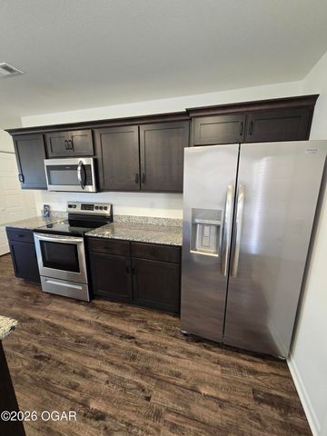 1106 Pawpaw Place, Oronogo, MO 64855