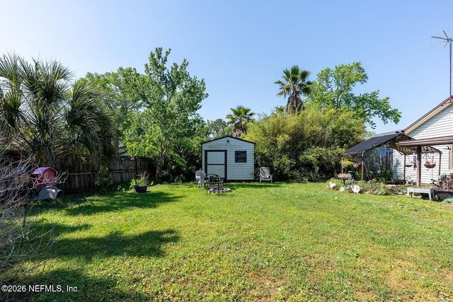 8439 BEAUTYBUSH Court, Jacksonville, FL 32244