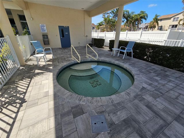 4250 PLAYERS PLACE 2621, Sarasota, FL 34238