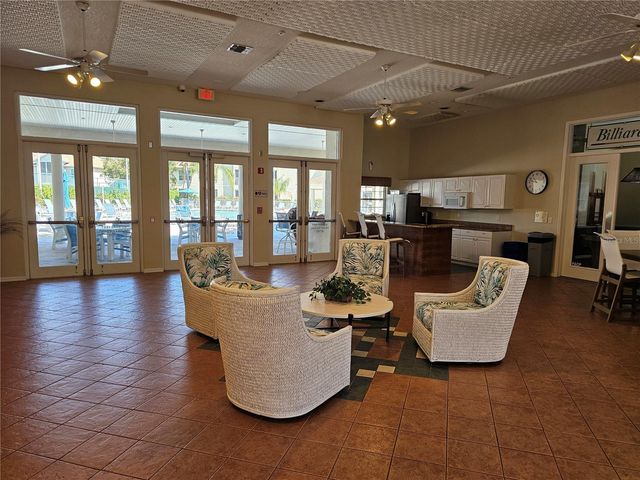 4250 PLAYERS PLACE 2621, Sarasota, FL 34238