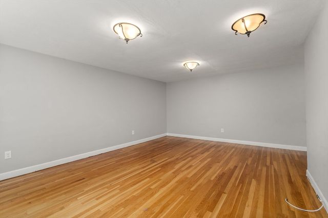 133 Beaconsfield Rd 44, Brookline, MA 02445